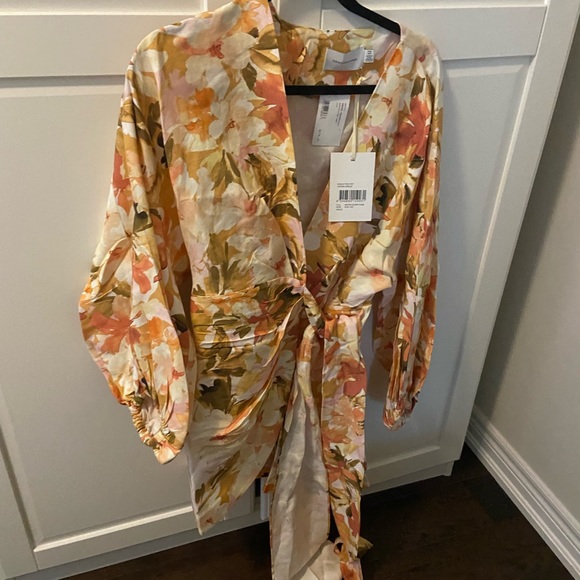 Significant other - Kenna Floral Mini Wrap Dress - new with tags - Picture 8 of 12